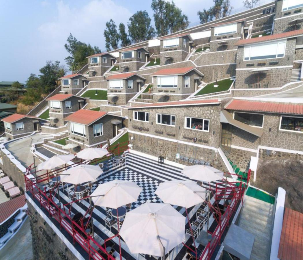 360 South, Khandala Lonavala Bagian luar foto